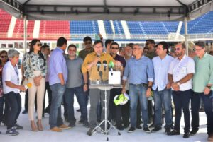 Imagem da notícia - Governador Wilson Lima entrega Bumbódromo de Parintins reformado e com iluminação mais eficiente, que vai gerar 30% de economia em energia