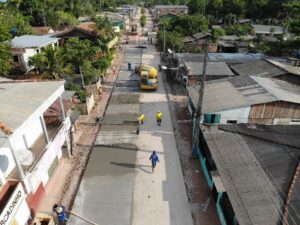 Imagem da notícia - Seinfra realiza obras de recuperação em ruas do município de Barreirinha