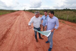Imagem da notícia - Wilson Lima anuncia investimento de R$ 5 milhões na recuperação de ramais e estradas vicinais