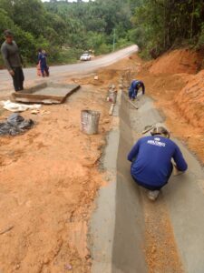Imagem da notícia - Governo do Amazonas avança com obras na estrada do Caldeirão, em Iranduba
