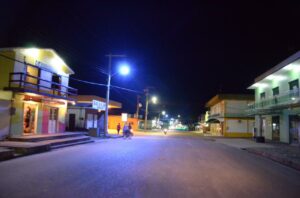 Imagem da notícia - Governo do Amazonas conclui implantação da iluminação pública em Eirunepé
