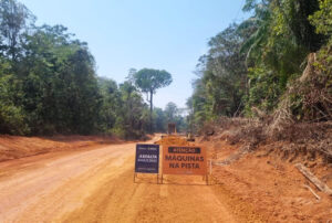 Imagem da notícia - Governo do Amazonas dá início à pavimentação do ramal do Maçarico, no Careiro Castanho